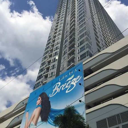 Breeze Residences Condotel Pasay Extérieur photo
