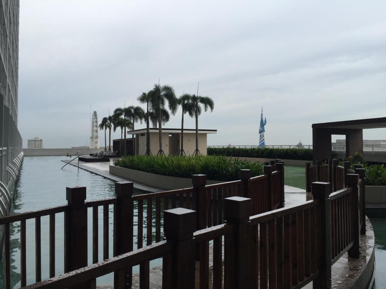 Breeze Residences Condotel Pasay Extérieur photo