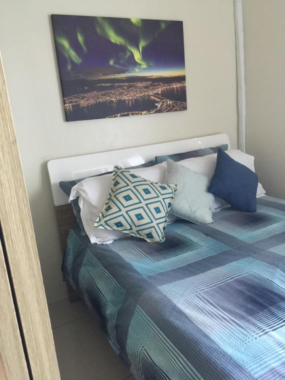 Breeze Residences Condotel Pasay Extérieur photo